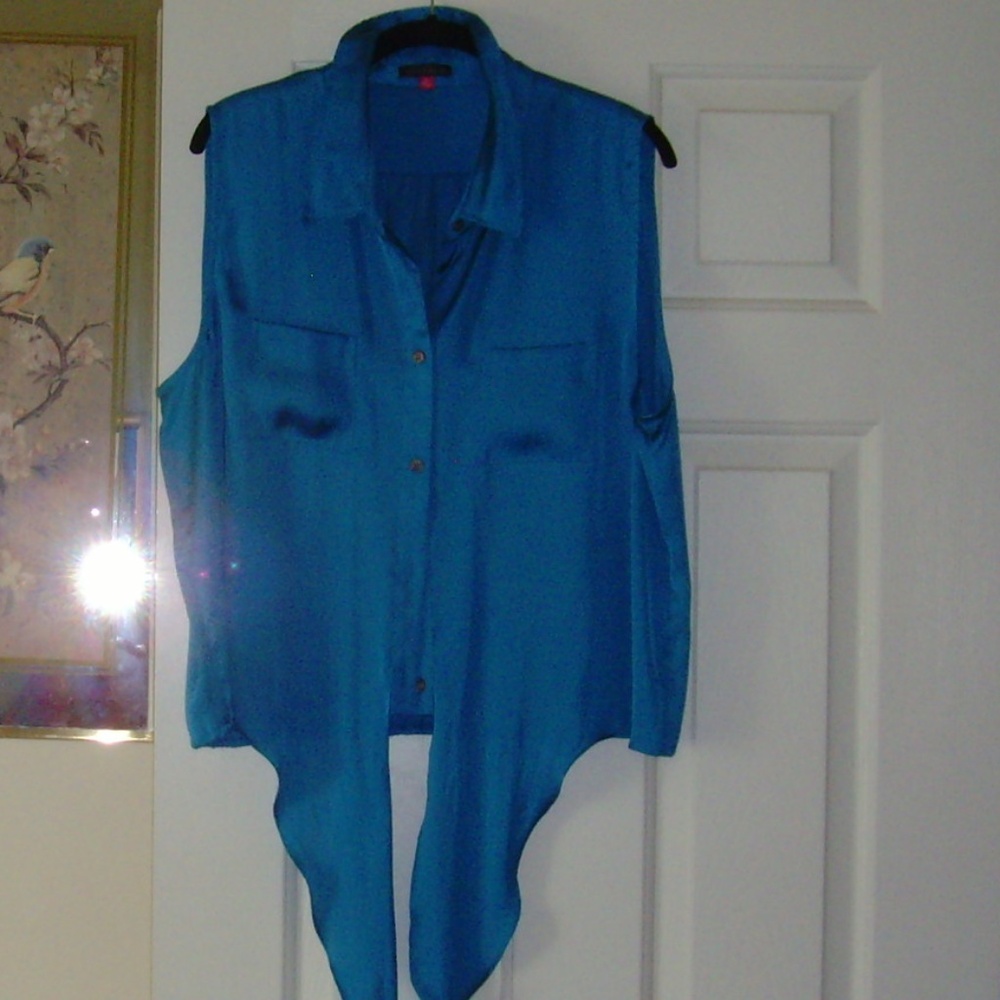 VINCE CAMUTO Silk Tie Front Blouse - XL - Picture 10 of 10